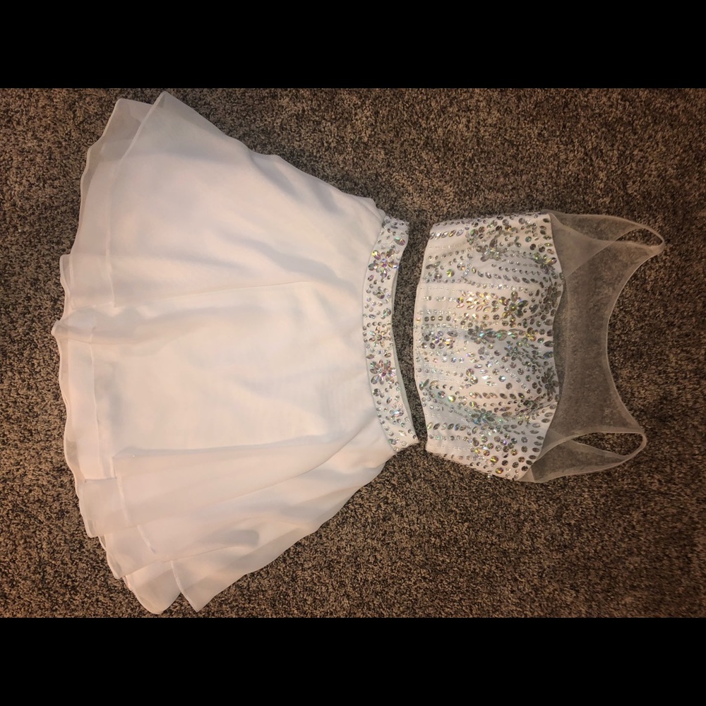Brand new custom made homecoming dress size 8!